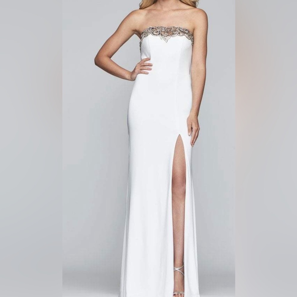 Faviana - S10200 Beaded Tulle Neckline Strapless Jersey Dress